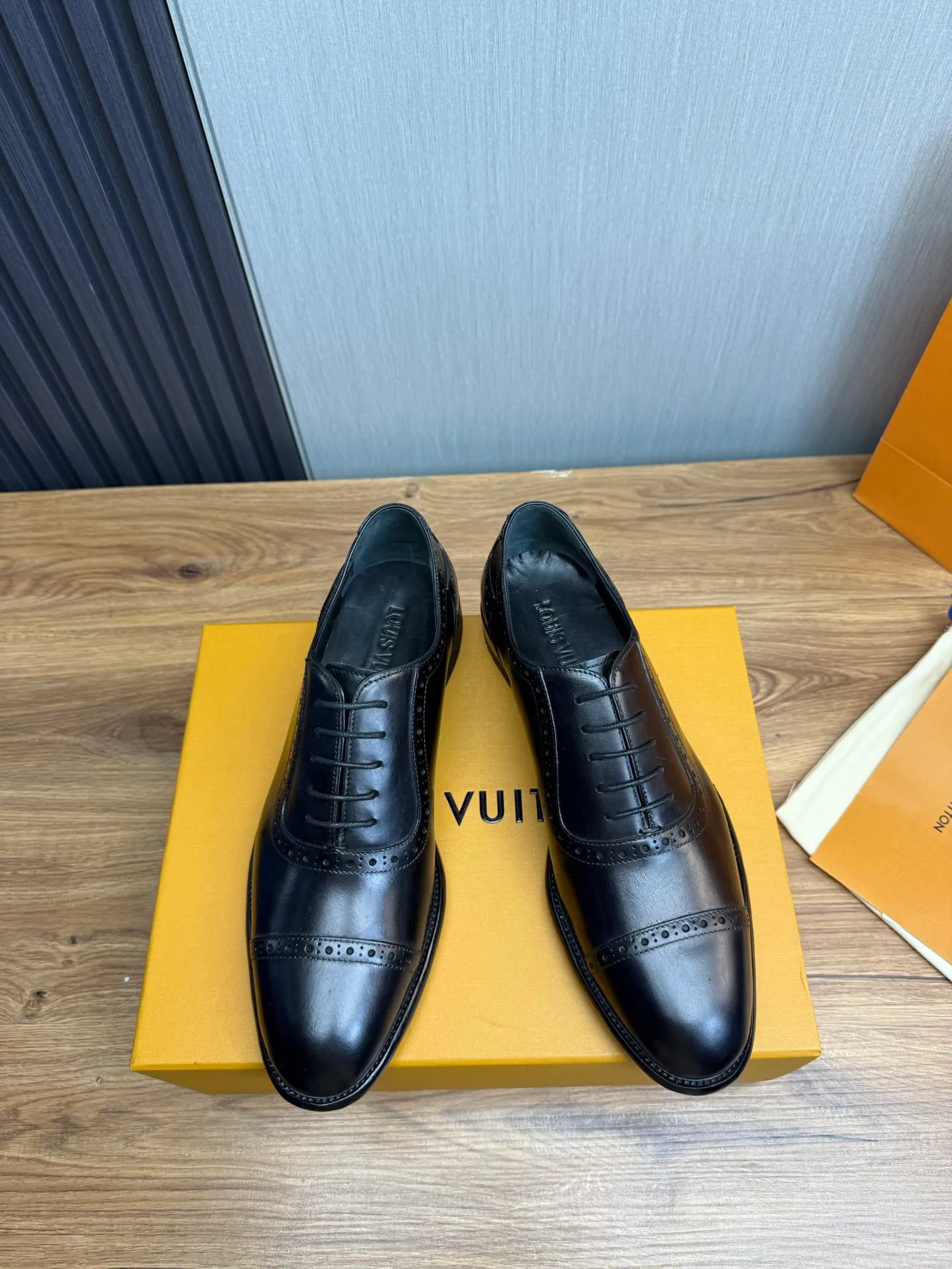 Men's shoes💰760💰 LV. Men's business casual leather shoes, 1:1 shipment ⬆️Luxurious and noble👞All imported original brand leather, just to create a more comfortable wearing experience, upper: original cowhide ➕Imported full cow lining, original leather outsole ✔️36-45 (38.45 non-refundable)